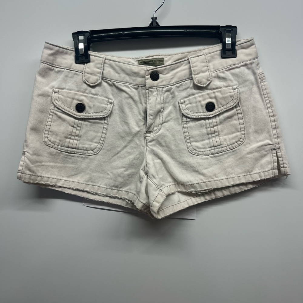 American Eagle Outfitters Cream Cargo Shorts Casual Cotton Blend
